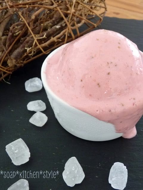Erdbeer-Joghurt-Eis - SOAP|KITCHEN|STYLE