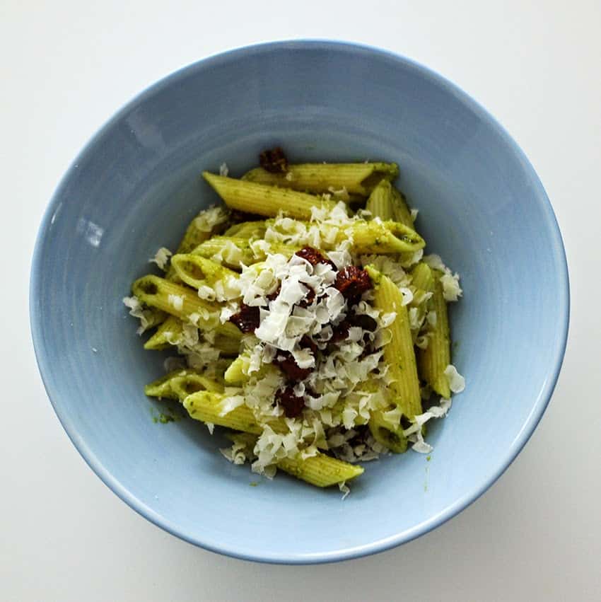 Penne mit getrockneten Tomaten und Basilikum-Pesto | Liebe Anna ...