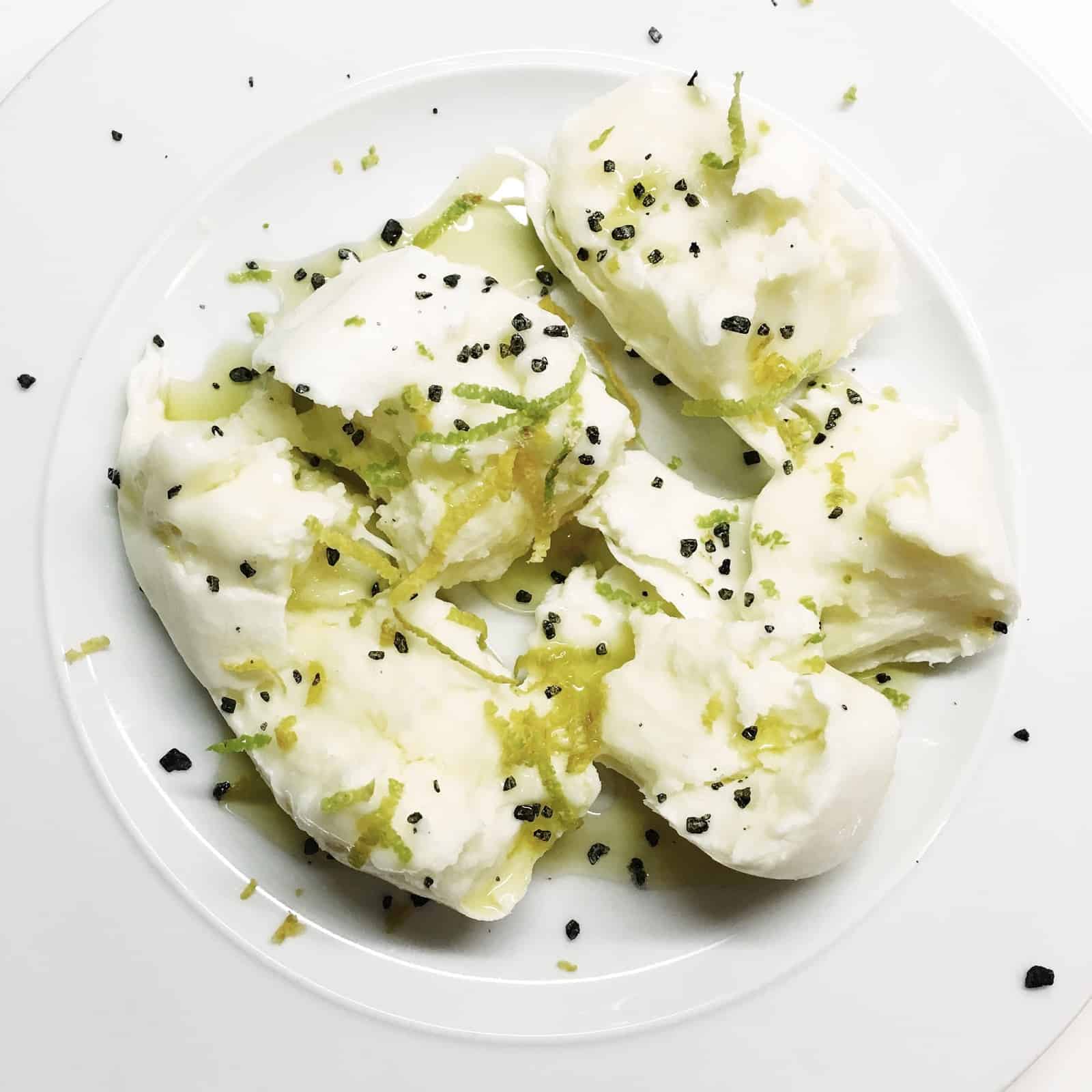 Burrata mit Limettenzesten |SOAP|KITCHEN|STYLE